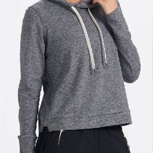 Vuori Halo Essential Hoodie Graphite Gray $96 Retail Sold Out